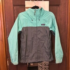 Women’s Patagonia Rain Jacket